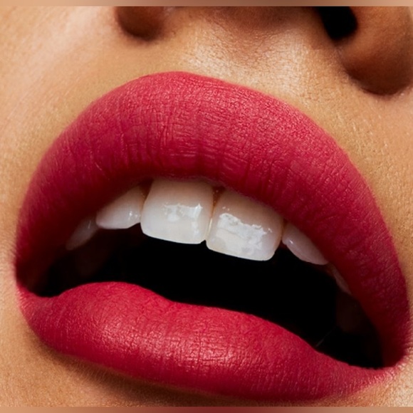 MAC Cosmetics Love Me Lipstick - E for Effortless - Picture 1 of 2